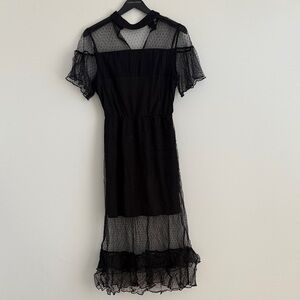 Chic Black Lace Maxi Dress